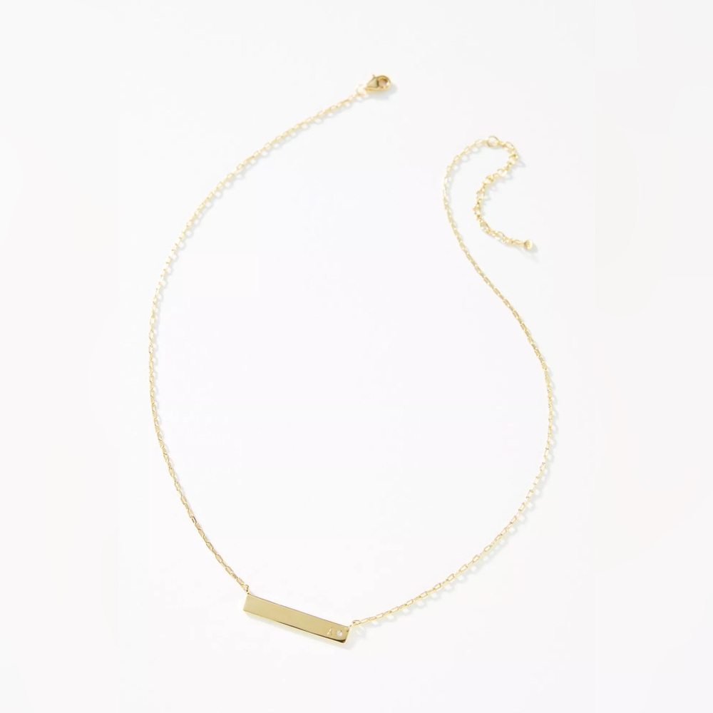 New🌟”Q” Anthropologie- Monogram Bar Necklace